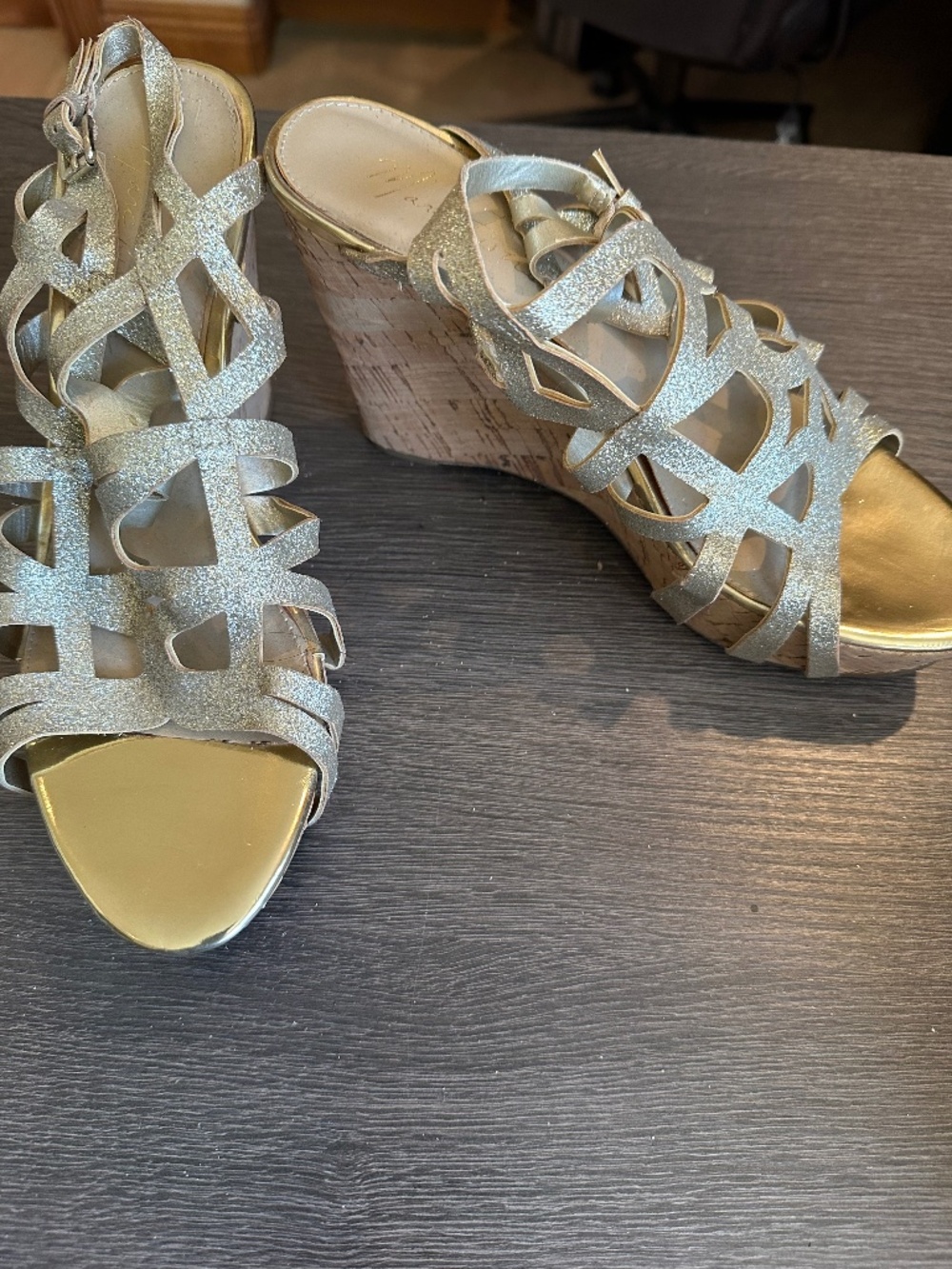 Women's Gold Glitter Marc Fisher wedge 7.5